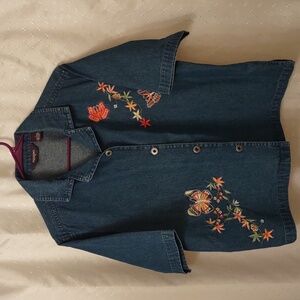 🌟 Vintage🌟Women's Agapo embroidered denim shirt, size L